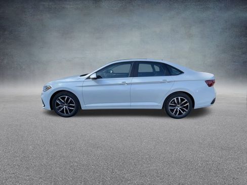 New 2025 Volkswagen Jetta SE image 12