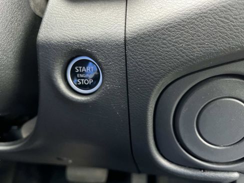 Used 2024 Nissan Frontier S w/ Technology Package image 29