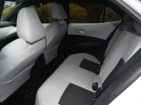 Certified 2024 Toyota Corolla SE w/ SE Package FWD image 14