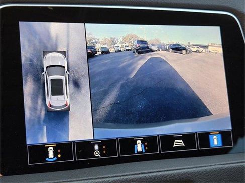 Used 2023 Cadillac XT4 Premium Luxury w/ Enhanced Visibility Package image 21