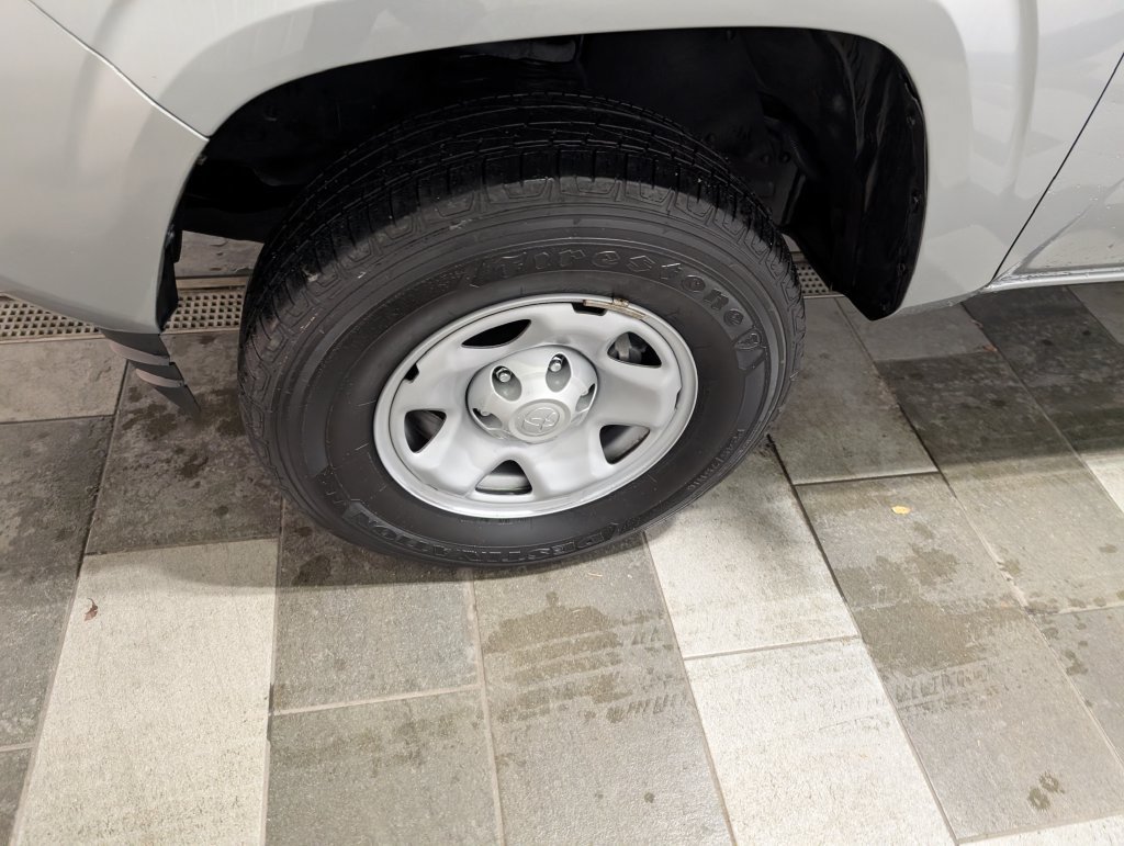 Used 2023 Toyota Tacoma SR AWD/4WD image 8