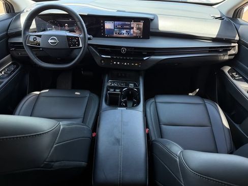 Used 2025 Nissan Murano SV FWD image 9