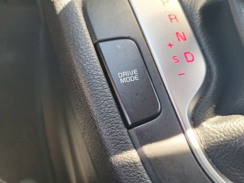 Used 2023 Kia Forte LXS FWD image 25