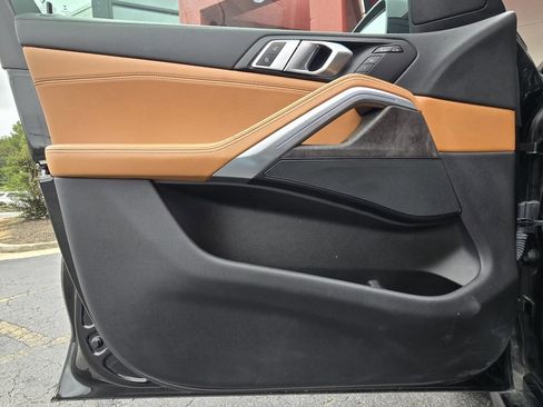 Used 2022 BMW X6 xDrive40i image 14