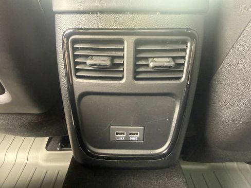 Used 2023 Dodge Charger Scat Pack w/ Daytona Edition Group RWD image 41