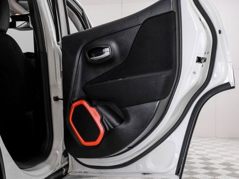 Used 2018 Jeep Renegade Sport w/ Power & Air Group AWD/4WD image 42