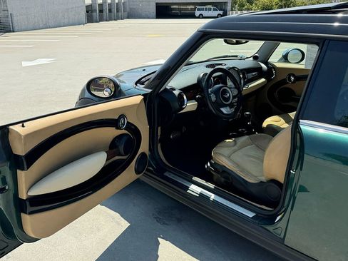 Used 2009 MINI Cooper Clubman S image 31