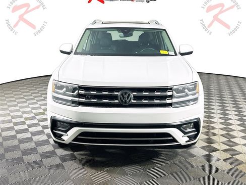 Used 2019 Volkswagen Atlas SEL R-Line image 2