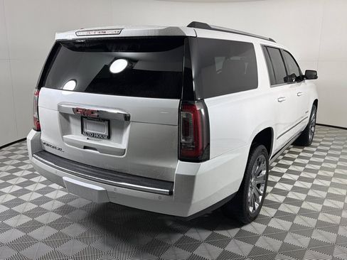Used 2016 GMC Yukon XL Denali w/ Open Road Package AWD/4WD image 5