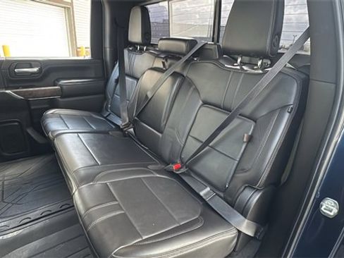 Used 2021 Chevrolet Silverado 3500 High Country w/ Technology Package image 12