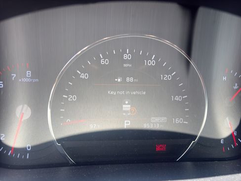 Used 2020 Kia Sorento EX FWD image 2