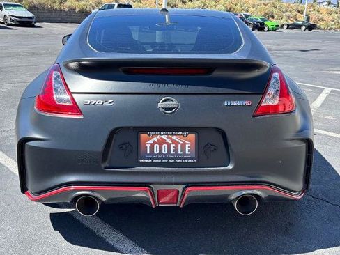 Used 2020 Nissan 370Z NISMO RWD image 5