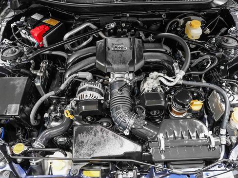 Certified 2025 Toyota GR86 Premium w/ ALL Weather Mat Package (TMS) RWD image 28