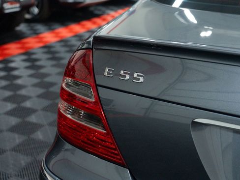 Used 2005 Mercedes-Benz E 55 AMG Sedan image 9