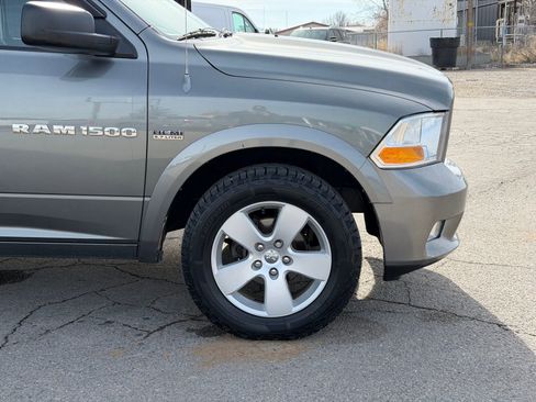 Used 2011 RAM 1500 Express image 4
