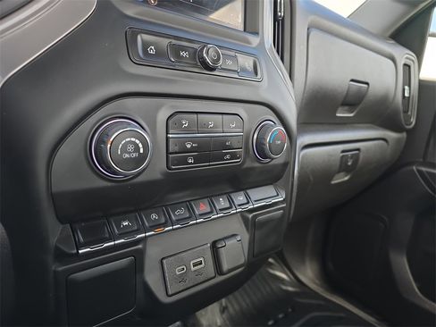 Used 2022 Chevrolet Silverado 1500 W/T image 18