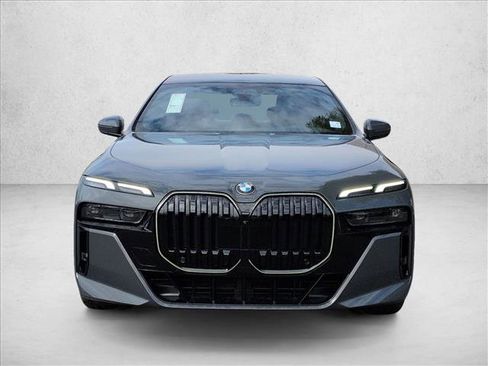 New 2026 BMW 760i xDrive w/ Autobahn Package AWD/4WD image 6