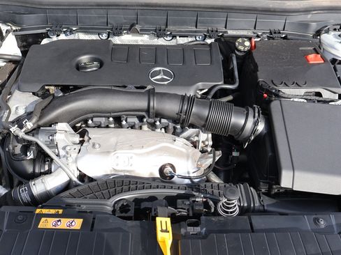 Used 2020 Mercedes-Benz GLB 250 4MATIC w/ AMG Line image 46