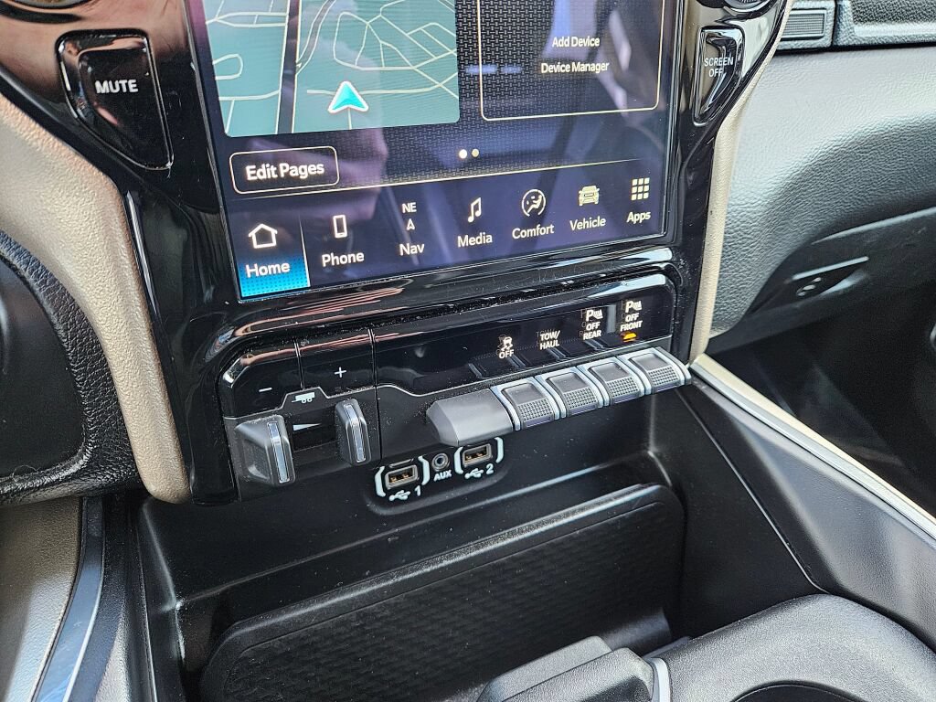 Used 2022 RAM 1500 Laramie AWD/4WD image 28