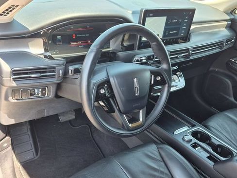 Used 2023 Lincoln Corsair Reserve w/ Equipment Group 201A AWD/4WD image 11
