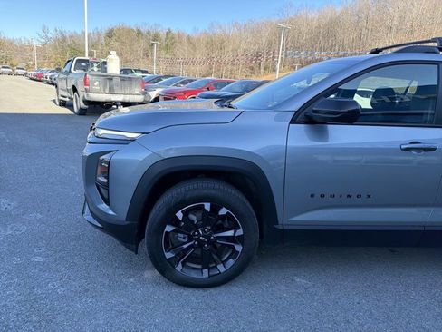 Used 2026 Chevrolet Equinox RS w/ LPO, Floor Liner Package image 10