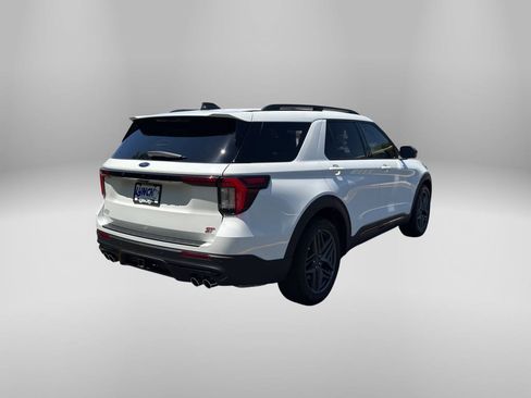 Used 2025 Ford Explorer ST AWD/4WD image 9