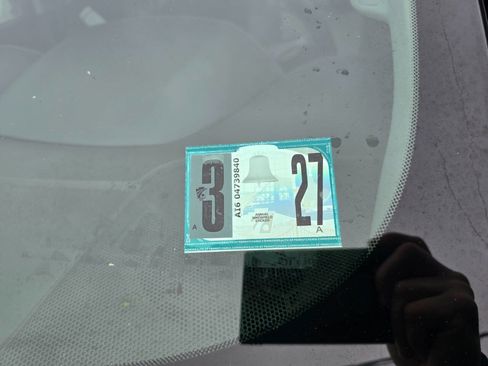 Used 2018 GMC Sierra 2500 SLT w/ All Terrain HD Package image 10