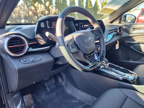 New 2026 Chevrolet Trax RS w/ Sunroof Package image 22