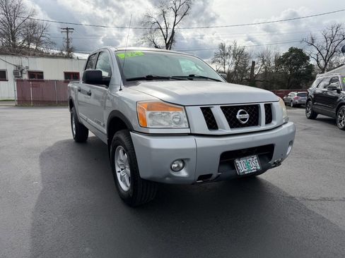 Used 2008 Nissan Titan PRO-4X image 3