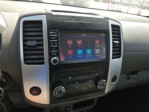 Used 2019 Nissan Frontier SV image 20