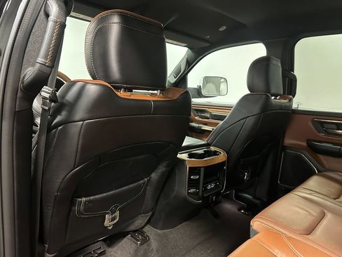 Used 2021 RAM 1500 Limited w/ Bed Utility Group image 14