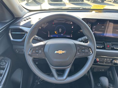 Used 2025 Chevrolet TrailBlazer LT image 28