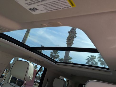 Used 2024 GMC Yukon Denali w/ Max Trailering Package image 19