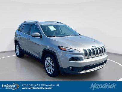 Used 2018 Jeep Cherokee Latitude