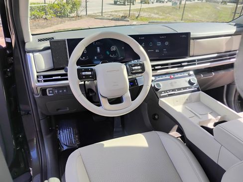 Used 2024 Hyundai Santa Fe SEL image 34