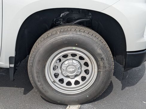 New 2025 Chevrolet Silverado 1500 W/T w/ Trailering Package image 11