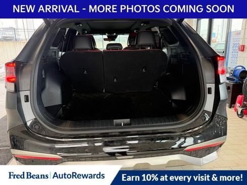 Used 2025 Kia Sportage SX Prestige image 8