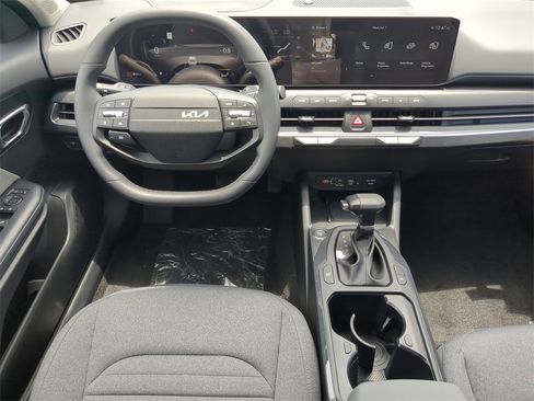 New 2025 Kia K4 EX image 15