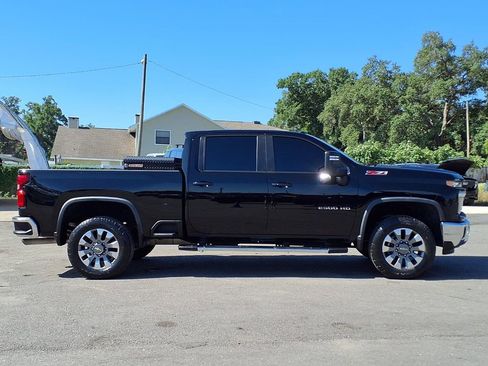 Used 2024 Chevrolet Silverado 2500 LT AWD/4WD image 8