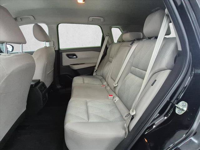 Used 2025 Nissan Rogue SV AWD/4WD image 20