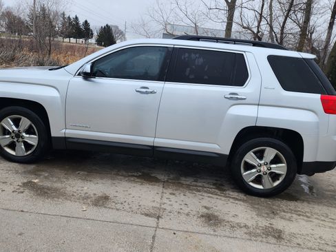 Used 2015 GMC Terrain SLE w/ Chrome Edition image 6
