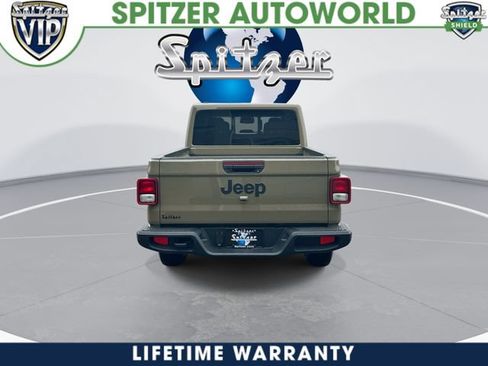 New 2026 Jeep Gladiator Sport AWD/4WD image 8