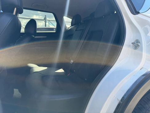 Used 2017 MAZDA CX-5 Touring image 12