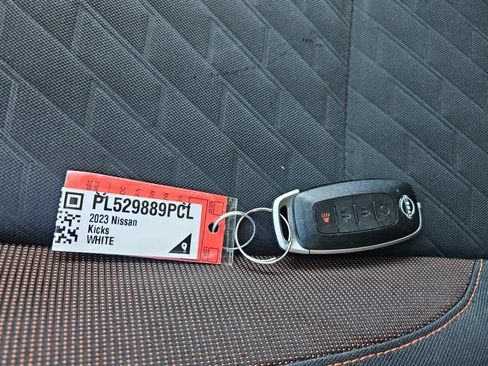 Used 2023 Nissan Kicks SR FWD image 20