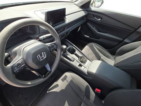 Used 2023 Honda Accord EX image 12