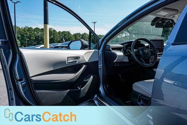 Used 2021 Toyota Corolla LE FWD image 17