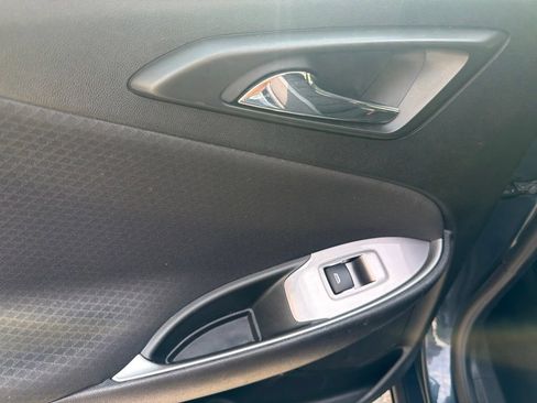 Used 2019 Chevrolet Malibu RS w/ LPO, Convenience Package 1 FWD image 18