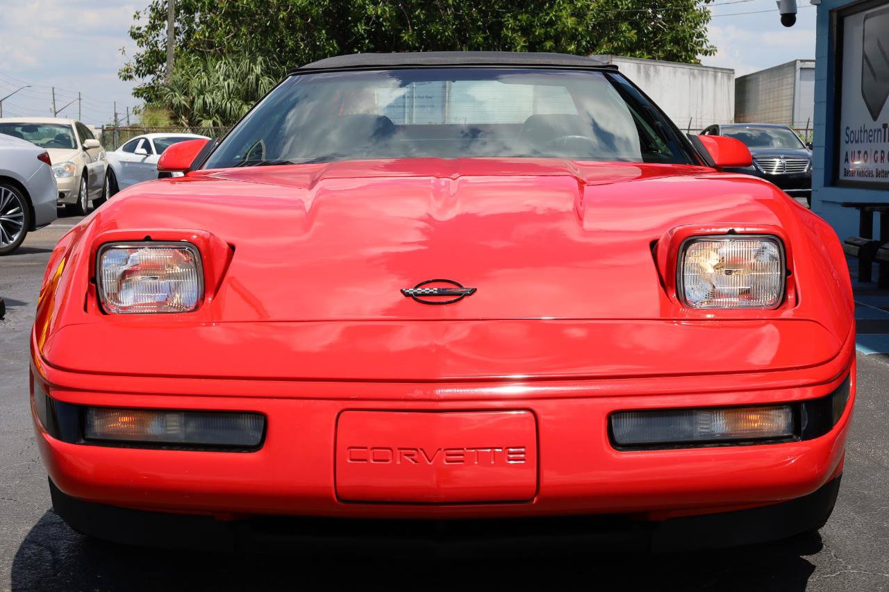 Used 1995 Chevrolet Corvette Convertible RWD image 5