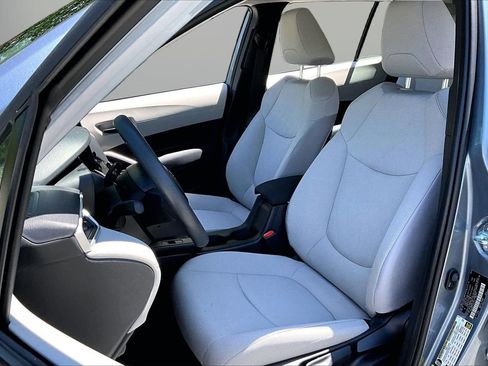Used 2026 Toyota Corolla Cross L FWD image 20