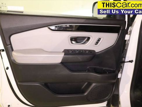 Used 2023 Honda Pilot EX-L image 33